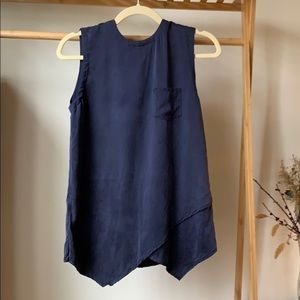 JAGGAR 100% silk sleeveless top in Navy sizeXS
